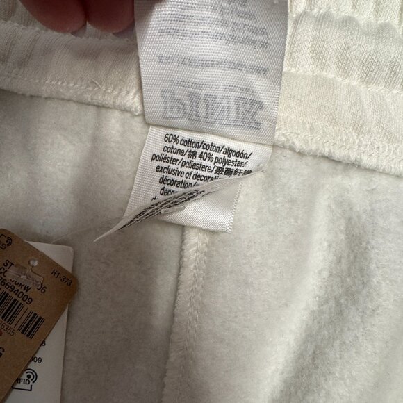 Victoria's Secret PINK Fleece Sweat Shorts New With Tags Size XXL Cream White - Picture 5 of 7